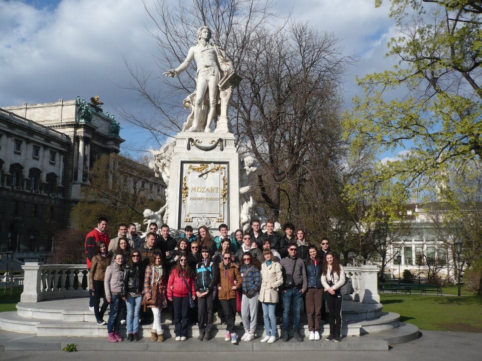 533482 420203578005475 100000475103913 1615450 2088944040 n