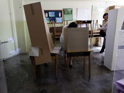 Nema promena u Crvenom Krstu 5 glasanje