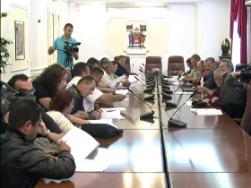 pomoc ya raseljena lica