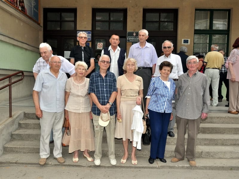 60 godina mature u Prokuplju JUZNE VESTI