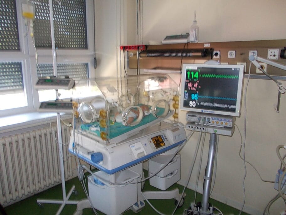 Dečija klinika dobila značajan aparat 10 DSCN0539