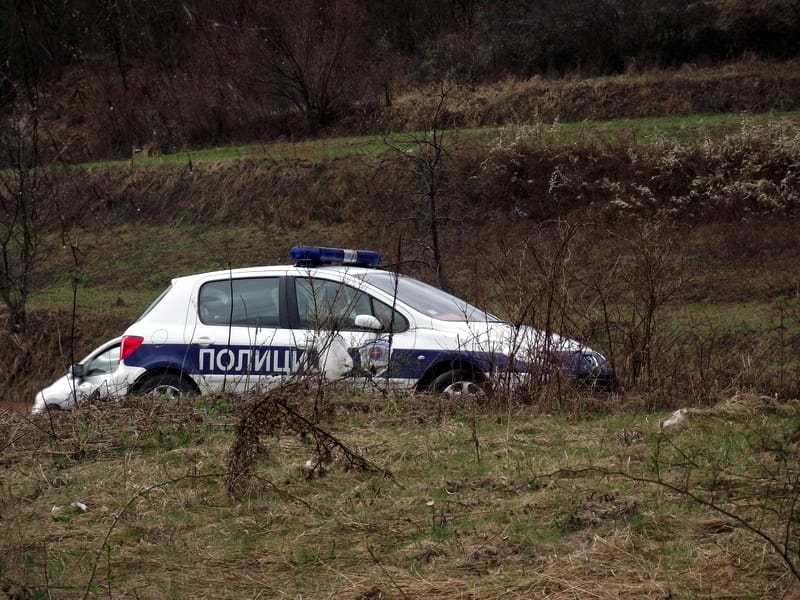Vozač sleteo s puta 18 policija KOSTA