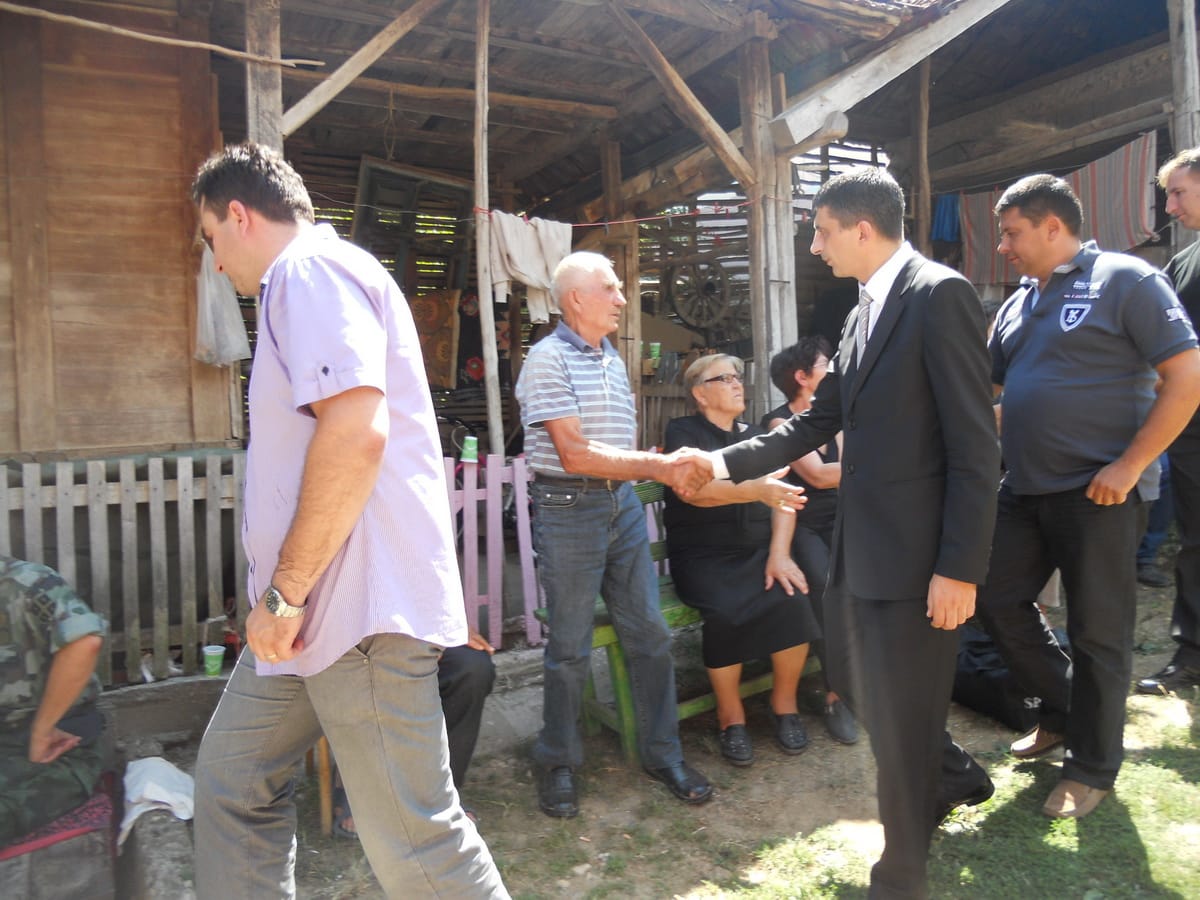 Pomoć za porodice stradalih podoficira 1 b lepojevic u kuci markovica