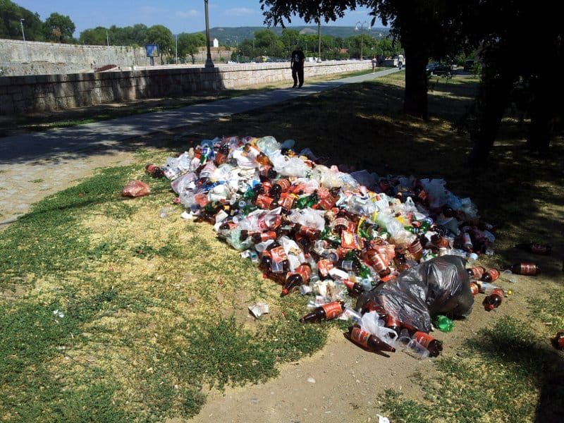 Opet đubre kod Oficirskog doma 17 djubre