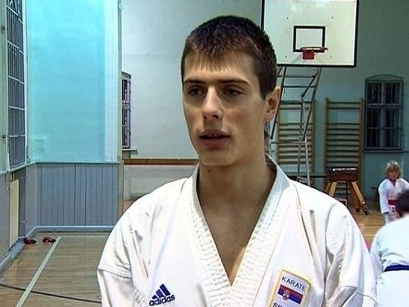 490x370 pirot karatista