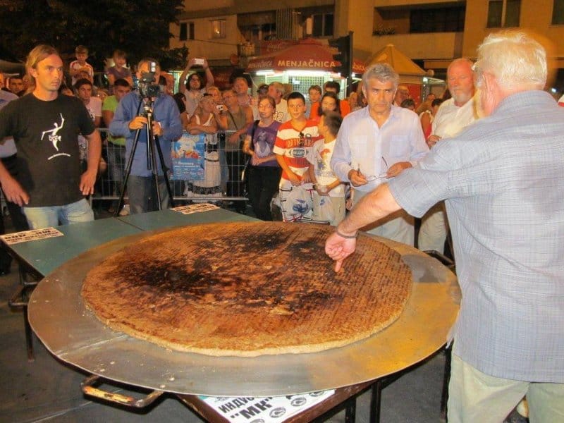 leskovac najveca pljeskavica 2012