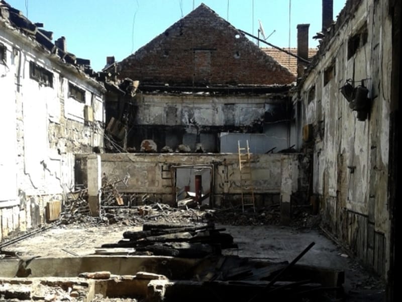 Beogradski glumci igraju za vranjsko pozorište 19 490x370 vranje pozoriste bora stankovic izgorelo