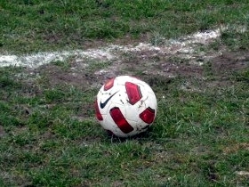 490x370 fudbalska lopta