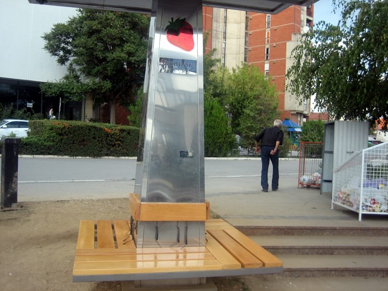 Oštećen solarni punjač u Vranju 13 SOLARNI PUNJAC VRANJE Juzne vesti