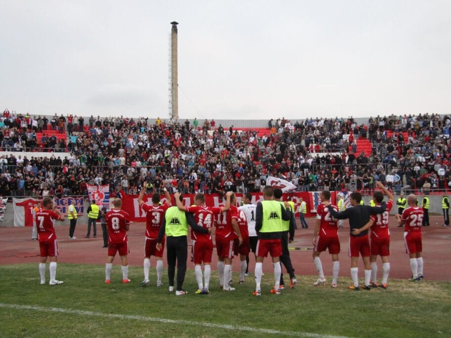 radnicki nis fudbaleri i navijaci