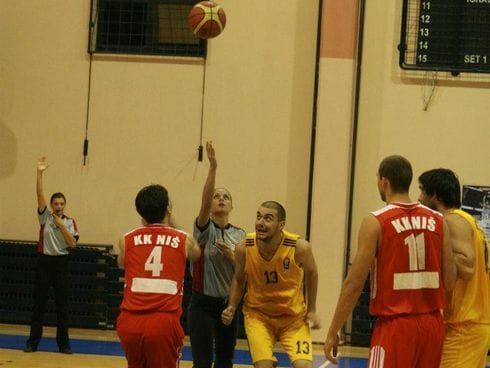 Incident na košarkaškoj utakmici 8 kk pirot