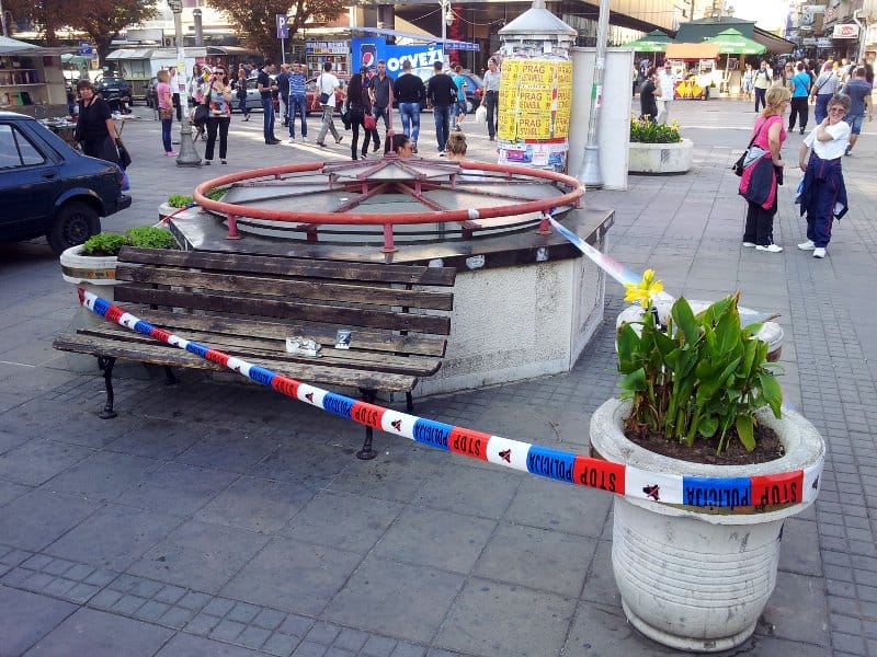 Dete propalo u podzemni prolaz 9 stakleni portal podzemni