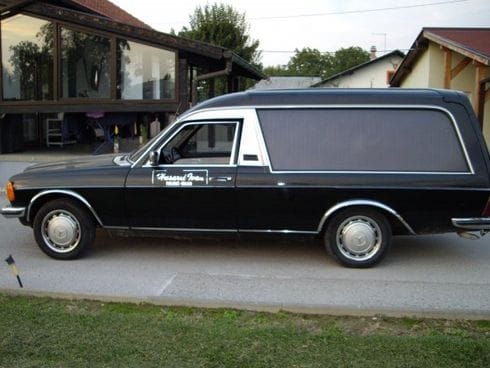 mercedes 123 pogrebni automobi