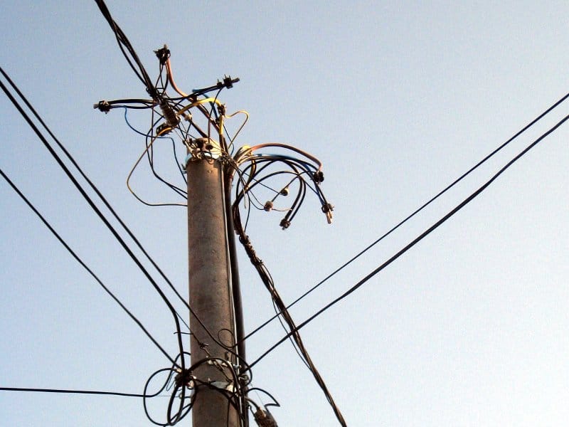 zgrada ulicno osvetljenje