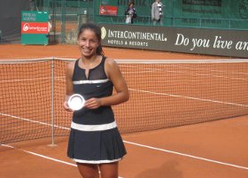 Kostićeva osvojila titulu u dublu 1 natalija kostic pehar