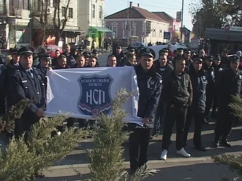 Protest policajaca u Leskovcu 7 protest policije u pirotu