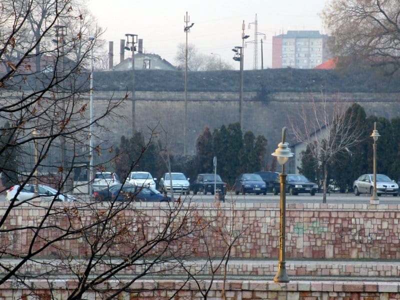 Niš: Toplo u novogodišnjoj noći 15 panorama