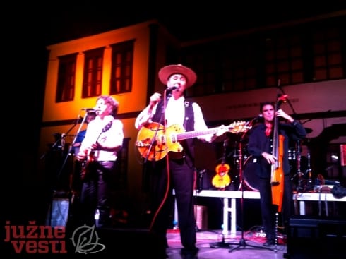 490x370 2012 09 04 21 34 10