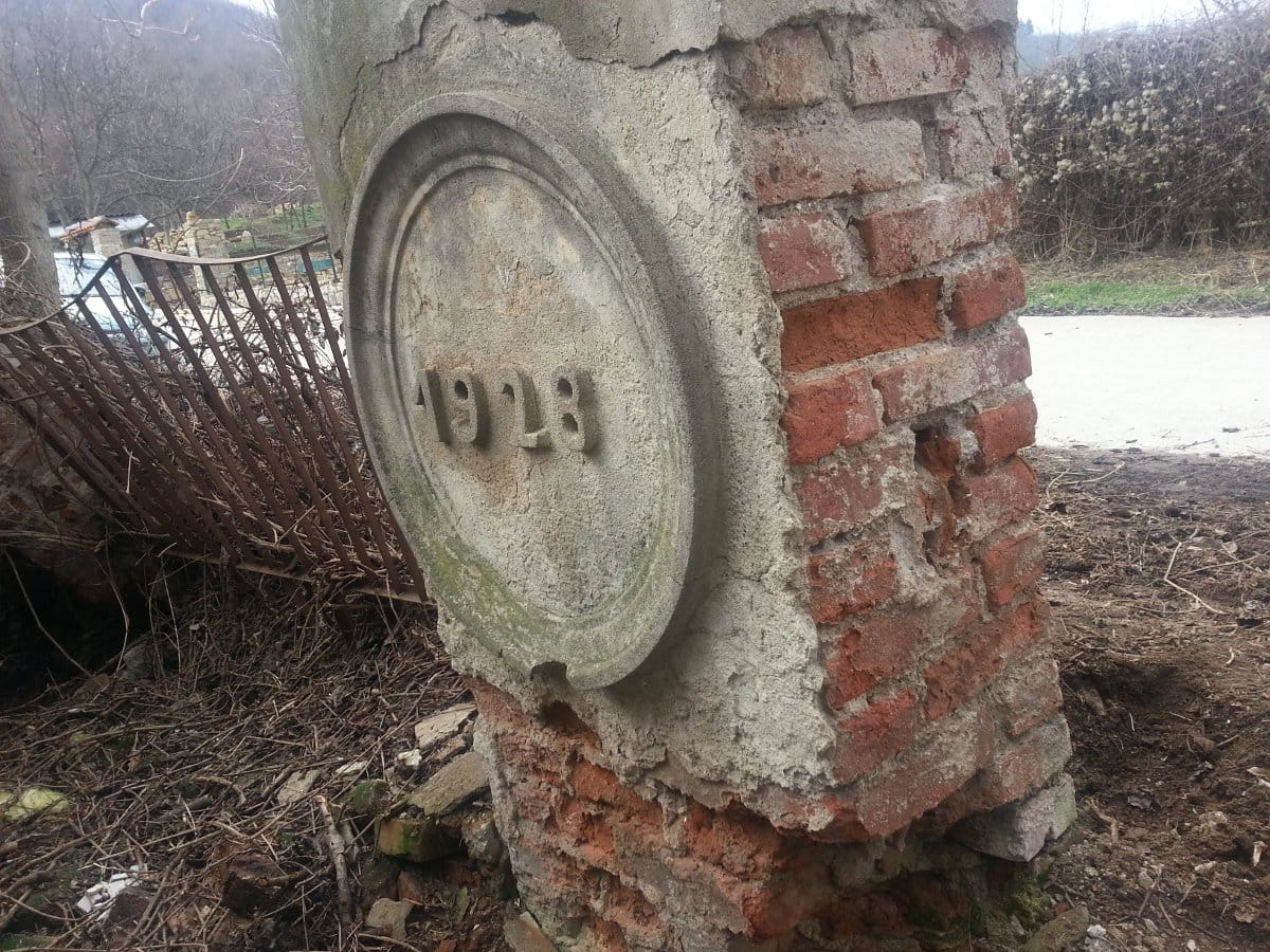 Pronađen stub iz 1928. godine 1 prokuplje stub iz 1928