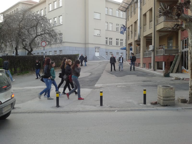 Vranje: povećan prihod od parkiranja 3 STUBICI KOD VRANJSKE GIMNAZIJE