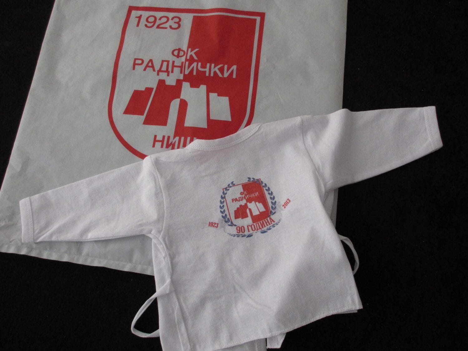 Meraklije daruju bebe za rođendan Radničkog 1 Radnicki benkica scaled