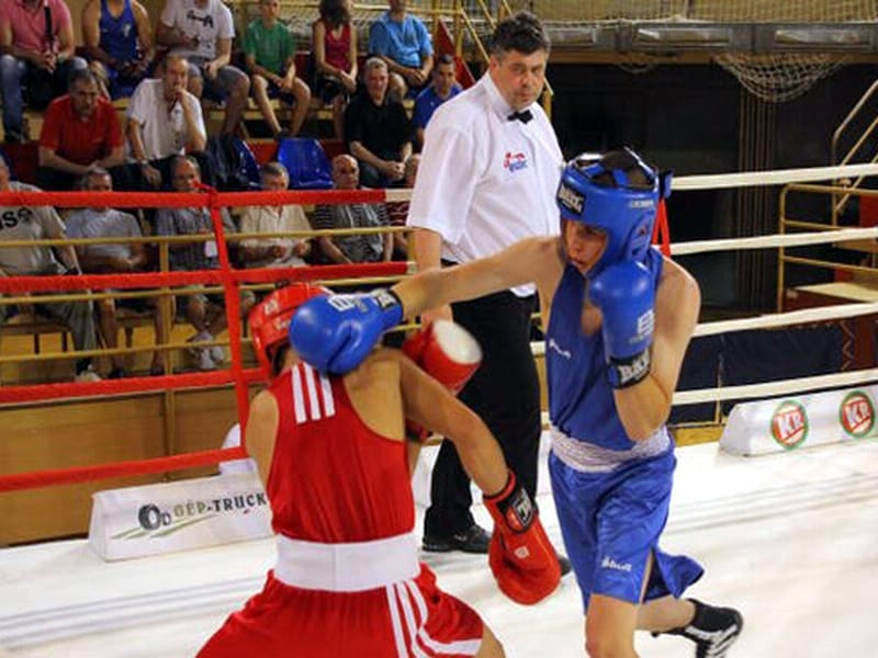 Prokupačkim bokserima 3 medalje 3 Vanja Bacic 9999