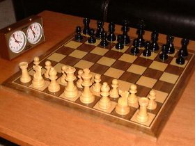 Šahovski turnir za učenike u Nišu 1 sah ilustracija