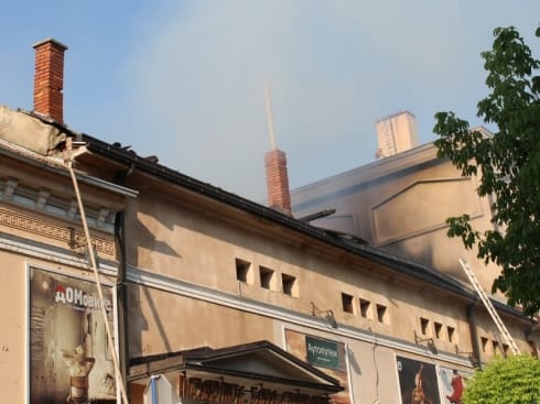 490x370 vranje pozoriste iygorelo