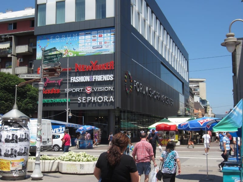 Čekaj me kod “Randesa” ili “Foruma” 13 Forum ili Randes