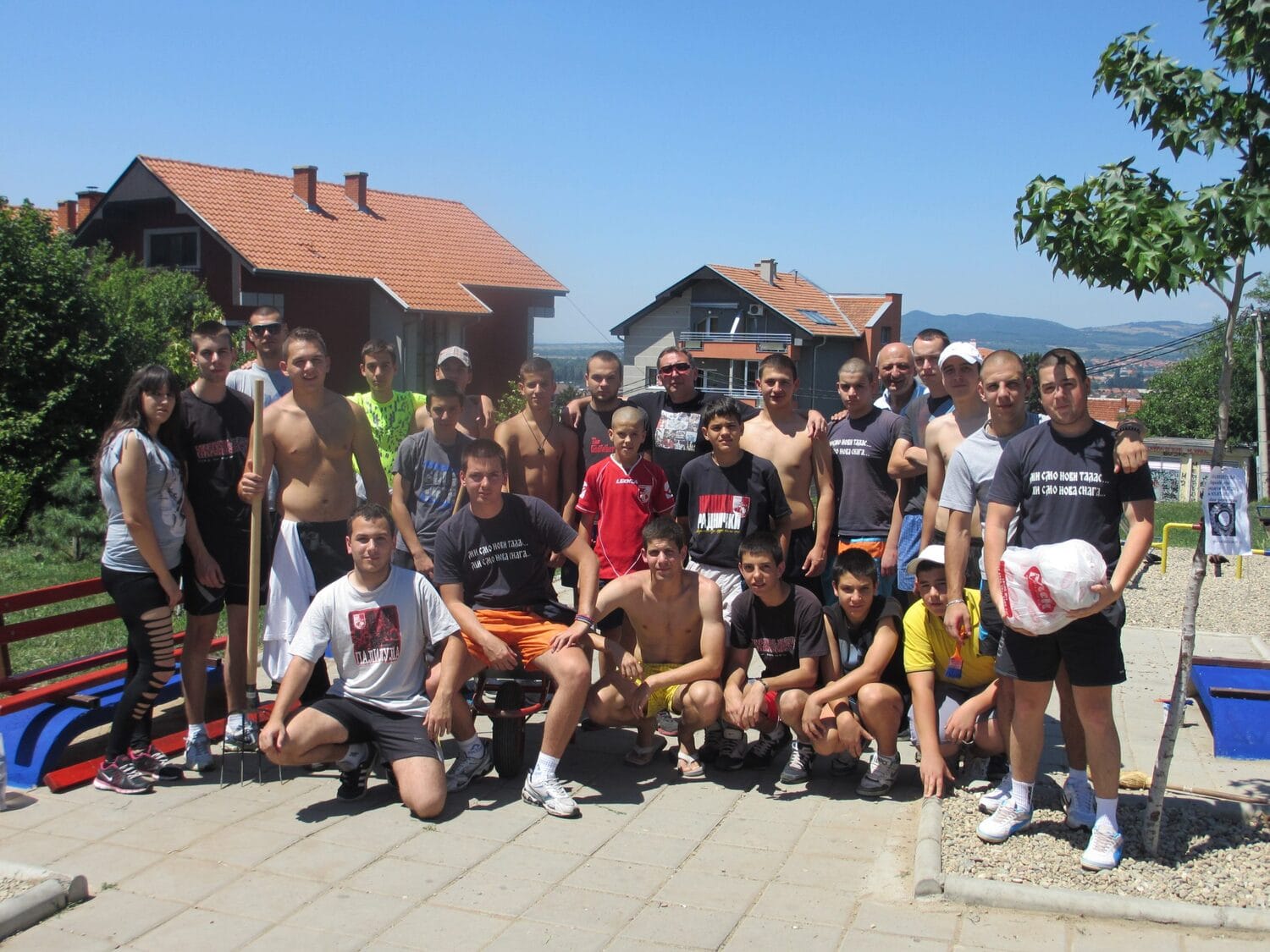 Meraklije sređuju park na Paliluli 1 Picture 252 scaled