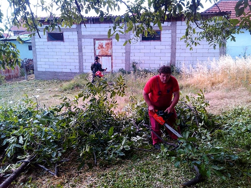 Uređen prostor Mesne zajednice u Prokuplju 1 IMG 20130715 083959