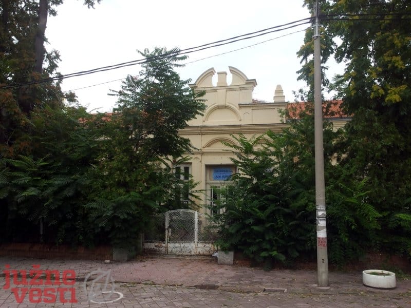 800x600 oficirski u travi