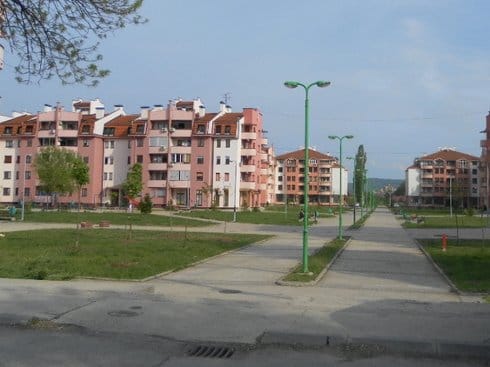 Moraju da plate tuđe dugove 13 naselje stevan sindjelic