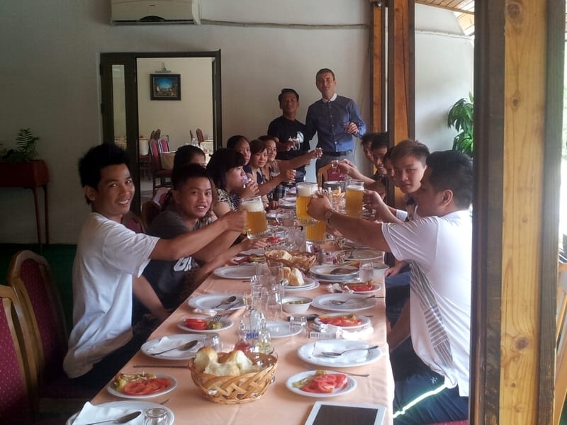 Vijetnamci u Prolom Banji 4 vijetnamci