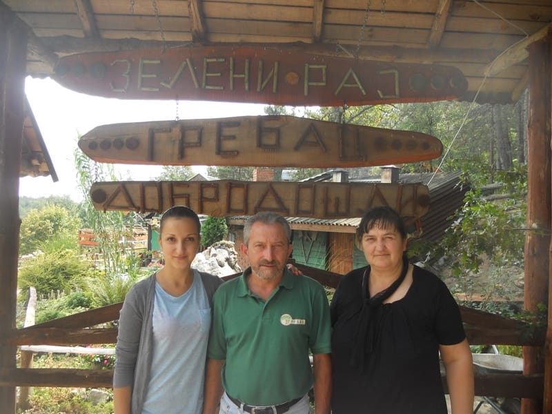 milenkovic sa suprugom i cerkom