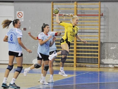 Naisa na "popravnom" protiv Radničkog iz Kragujevca 20 naisa anastazija djokovic