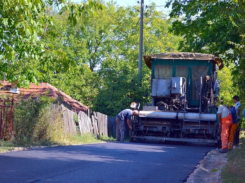 KOSTA asfaltiranje ILUSTRACIJA juznevesti com