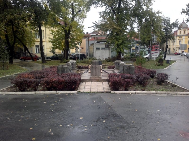 Gde je sahranjen Mija Stanimirović? 7 grobnica na sindjelicevom trgu