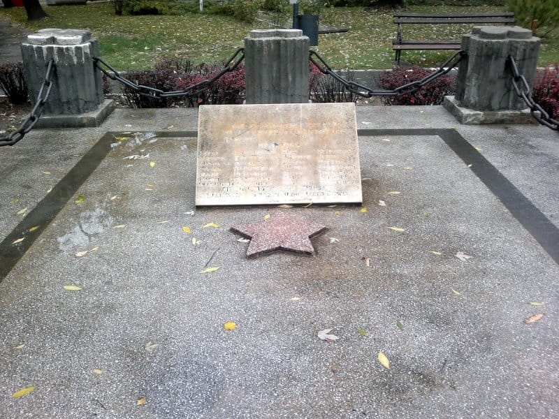 grobnica na sindjelicevom trgu2