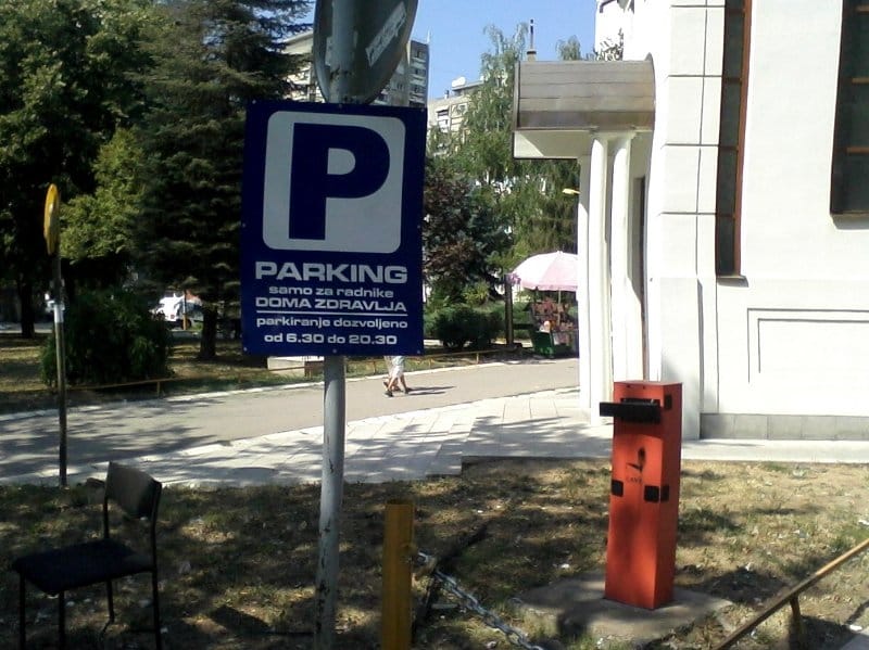 dom zdravlja parking