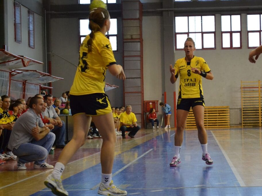 Naisa zabeležila prvu pobedu u Superligi 13 teodora zdravkovic sandra lapajne