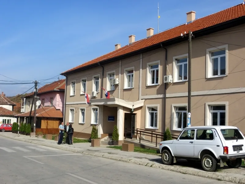 Opstina Trgoviste odbornici URS presli u SNS