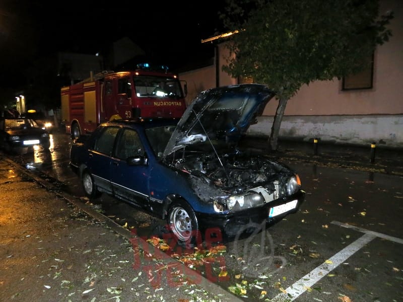 Izgoreo automobil u Vranju JV