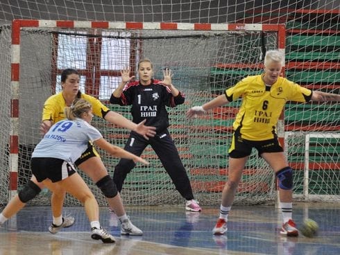 Naisa bolja od Zvezde 9 naisa petrovic petkovic i cubela