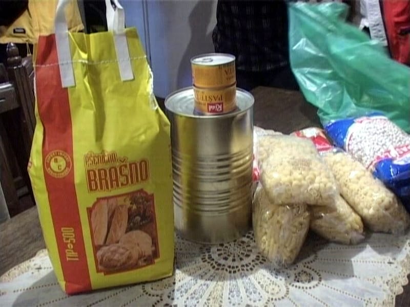 paket staracka domacinstva crveni krst pirot