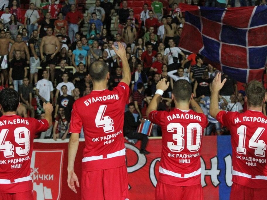 Prodato 12.000 karata za meč Radnički-Zvezda 2 igraci radnickog ispred navijaca