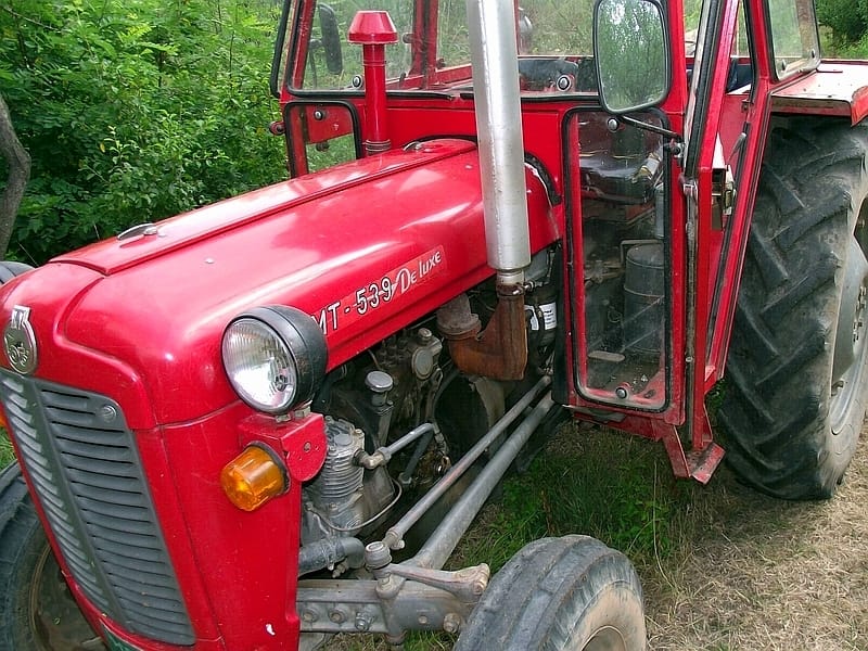 IMT 539 Traktor KOSTA Juzne vesti ILUSTRACIJA