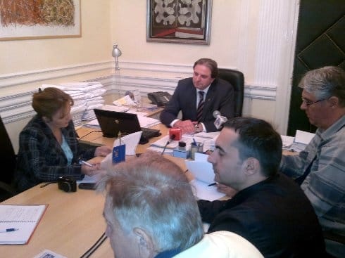 aleksic sa novinarima