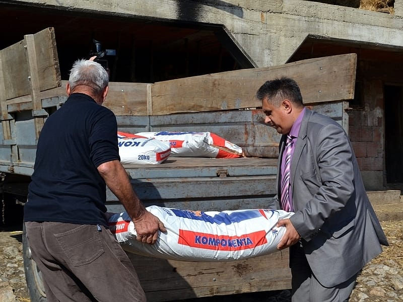 Svrljig: počela podela zeolita i koncentrata 16 DSC 3882