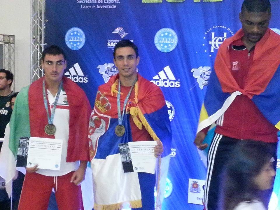 1384983 569183523129912 837674 n